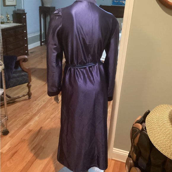 Navy Blue Robe - Picture 10 of 12